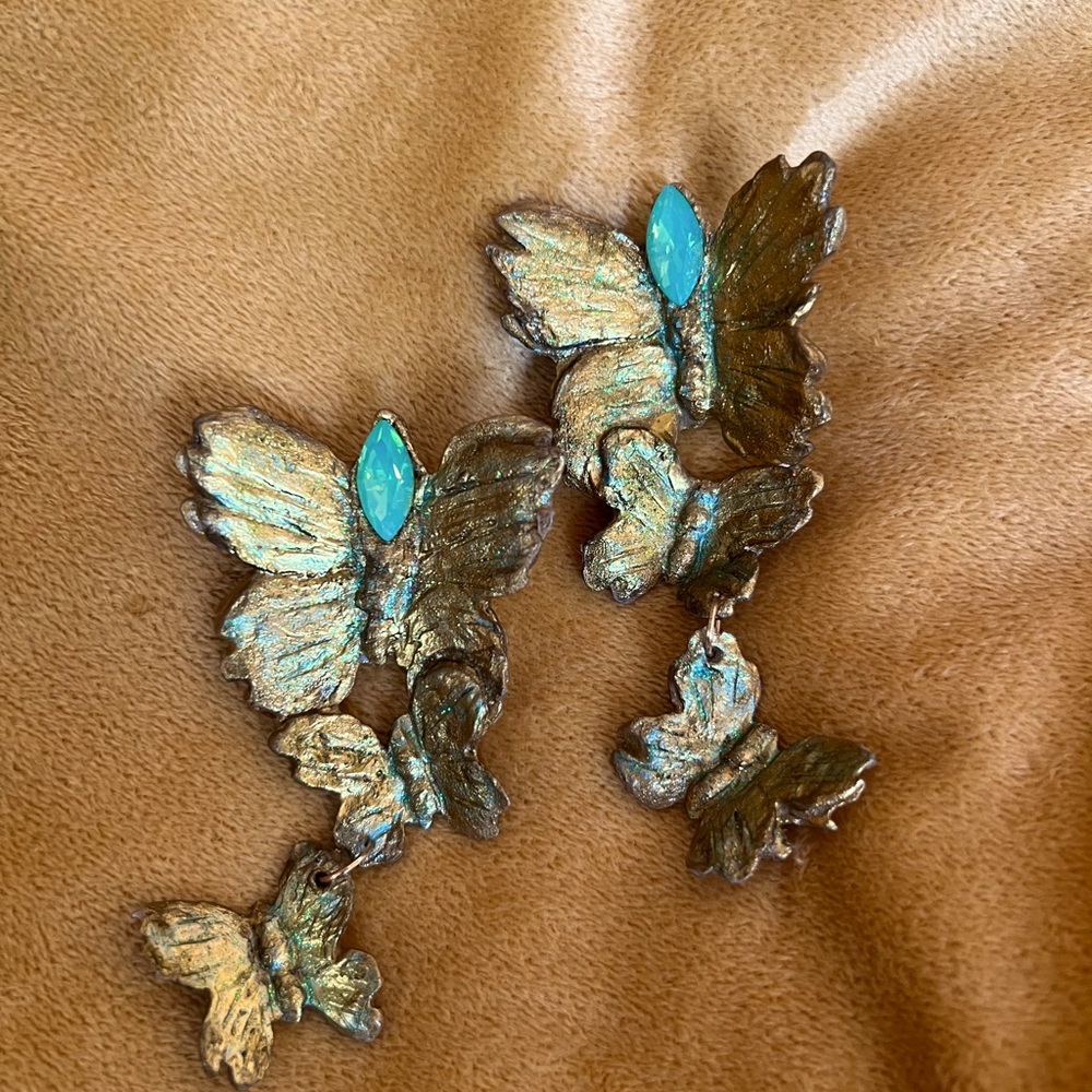Handmade extra lightweight earrings